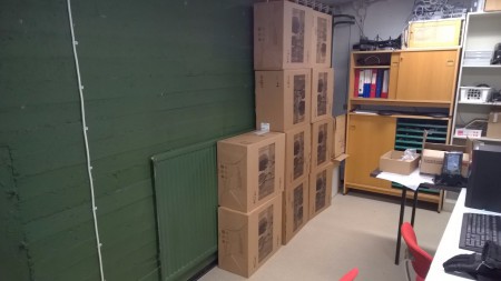 Vähiin ovat rivit käyneet näköjään ja työssäoppimista puolet jäljellä.Eli paljon on koneita podoteltu toimialueeseen ja jaeltu eteenpäin